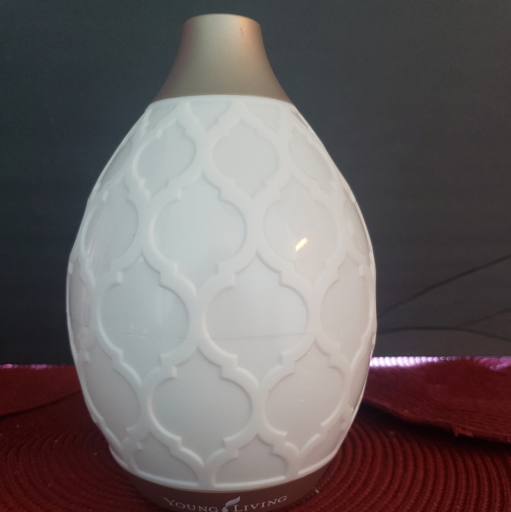 Oil diffuser